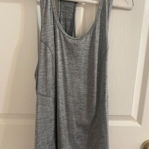 Xersion Gray Sleeveless Women's Top